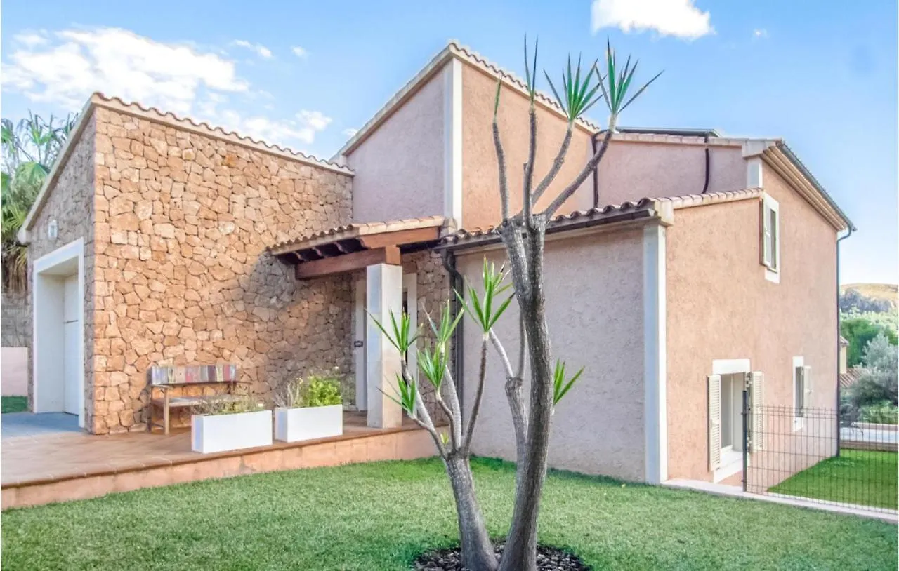 Lovely Home In Mallorca With Wifi 칼라 메스키다